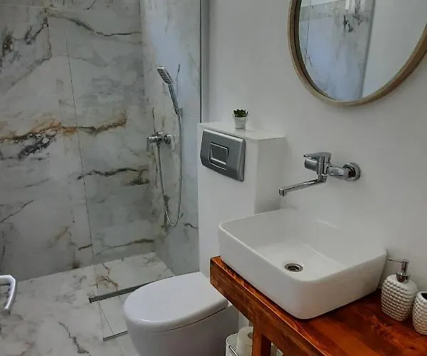 By The Sea Zuljana, Peljesac - 19080 Apartment *